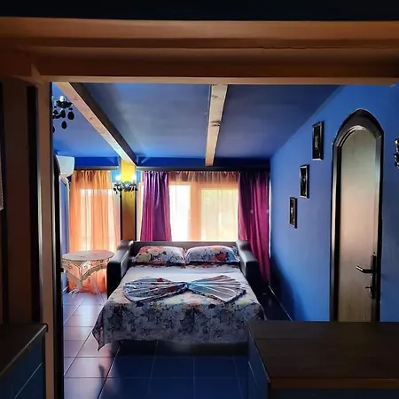 Ella Affittacamere 3*