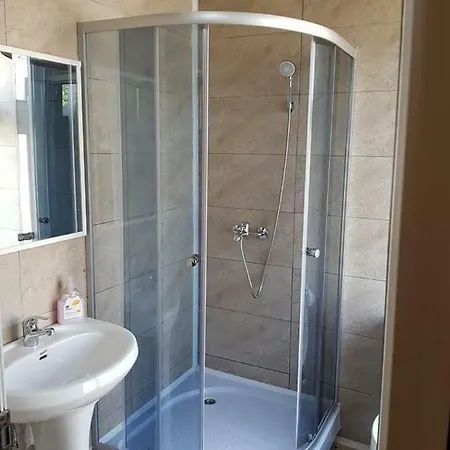 Ella ゲストハウス マンガリア